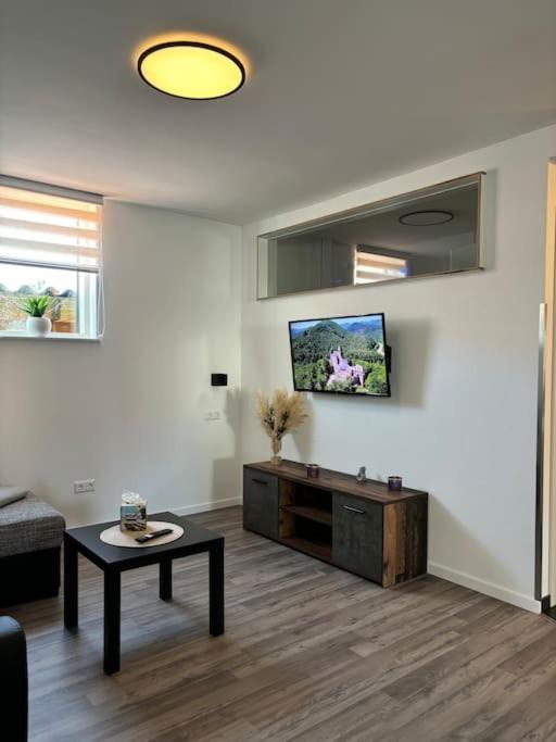 Ferienwohnung In Der Suedpfalz Zeiskam Eksteriør bilde